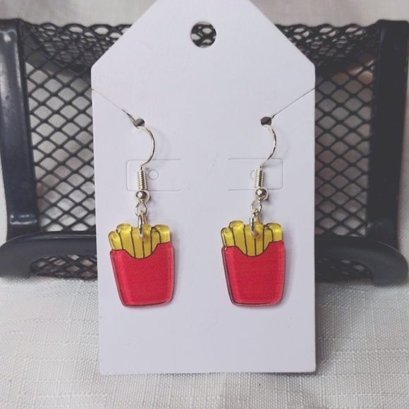French Fries 🍟 Earrings - Picture 1 of 2